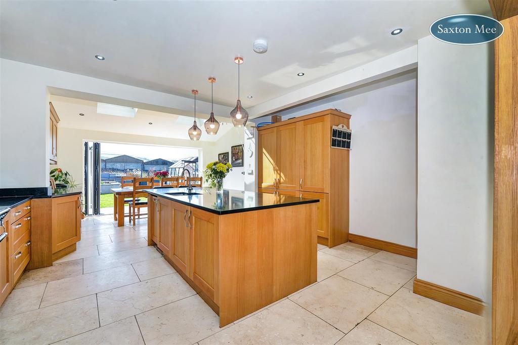Kitchen 7207 8.jpg
