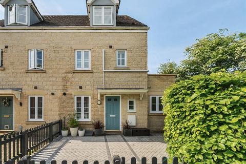 61 Bolts Croft, Chippenham, SN15 3GQ