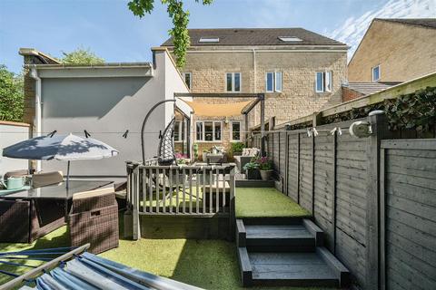 61 Bolts Croft, Chippenham, SN15 3GQ