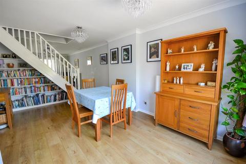 7 Bailey Lane, Radcliffe On Trent, Nottingham, NG12 2DA
