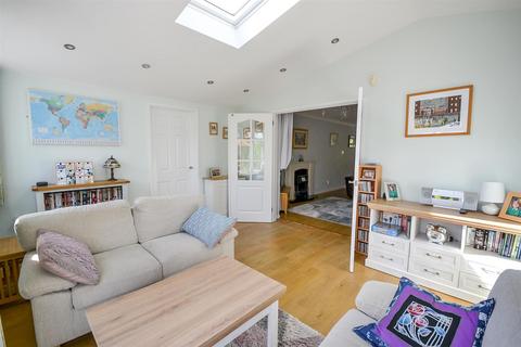 7 Bailey Lane, Radcliffe On Trent, Nottingham, NG12 2DA