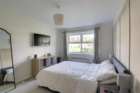 36 Greystone Avenue, Worthing, BN13 1LR