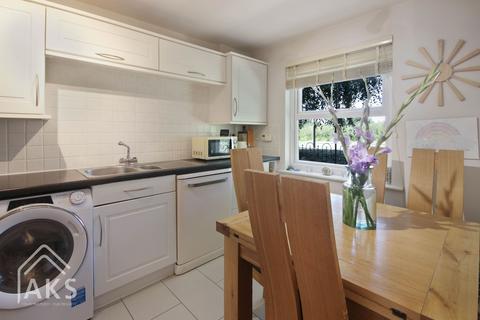 27 Hamble Way, Hilton, Derby, DE65 5NT