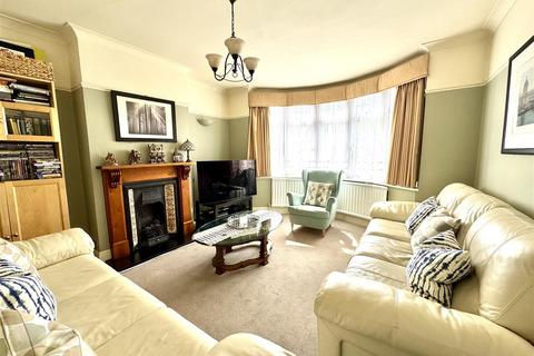 153 Upton Road, Bexleyheath, DA6 8LY