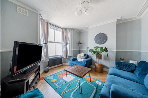 6 Manor Road, London, SE25 4TA