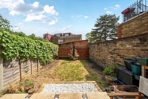 6 Manor Road, London, SE25 4TA
