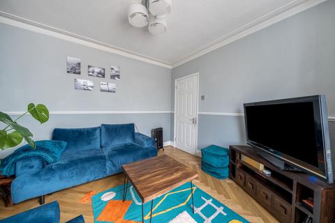 6 Manor Road, London, SE25 4TA