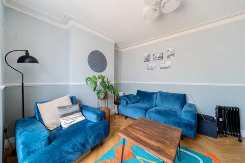 6 Manor Road, London, SE25 4TA