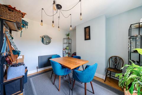 6 Manor Road, London, SE25 4TA