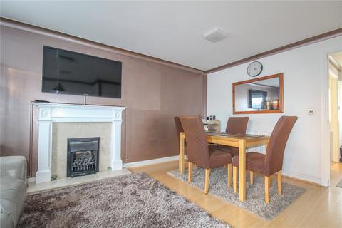 76 Lamplighters Walk, Trowbridge, BA14 0NF