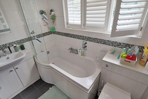 66 Coulsdon Road, Coulsdon, CR5 2LB