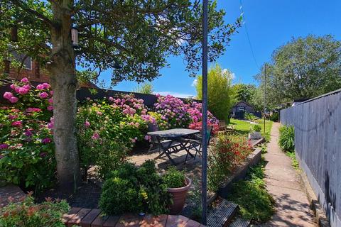 2 bedroom end of terrace house for sale, 1 Sunnybank, Dinas Powys, CF64 4LG