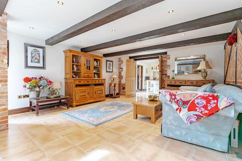Strattons Barn, 2 Beachamwell Road, Swaffham, PE37 8BF