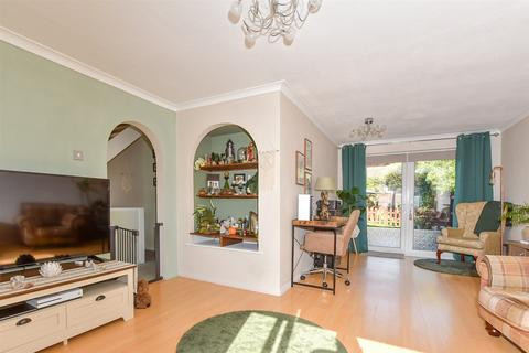 36 Chalcroft Road, Folkestone, CT20 3NG