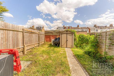 2 bedroom flat for sale, Mount Pleasant Road, London