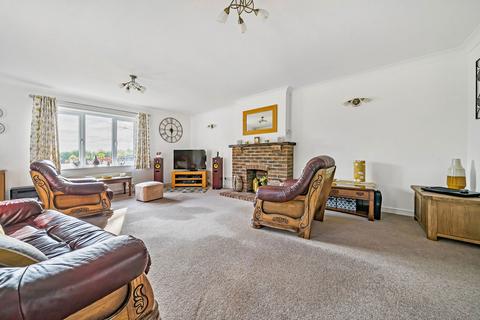 4 bedroom detached house for sale, New Street, Canterbury CT3