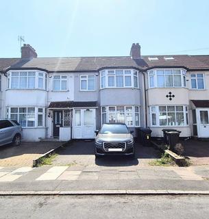3 bedroom terraced house for sale, Pembroke Road, N13