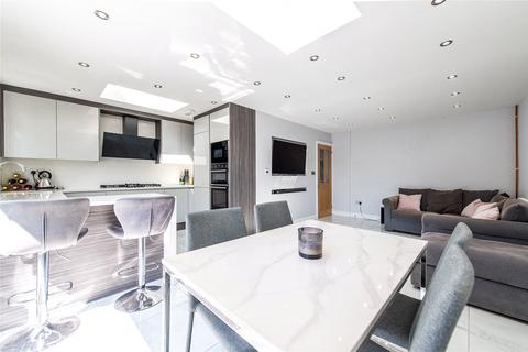 47 Imperial Drive, Gravesend, DA12 4LL