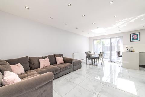 47 Imperial Drive, Gravesend, DA12 4LL