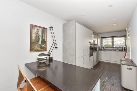 3 bedroom semi-detached house for sale, Kings Way, Folkestone, Kent
