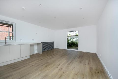 1 bedroom flat for sale, Holley Road, W3