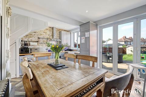 461 Mawney Road, Romford, RM7 8QA