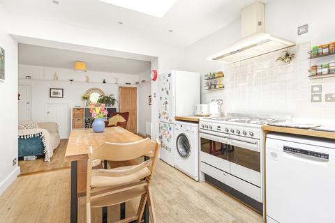 20 Holly Road, Hounslow, TW3 1UN