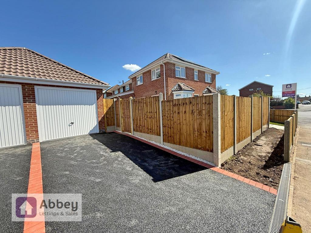 Driveway &amp; Garage