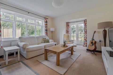 3 bedroom semi-detached house for sale, Bakers Cross, Cranbrook TN17