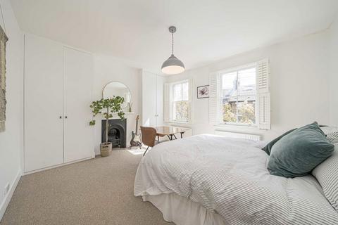 40 Napier Road, Isleworth, TW7 7HP