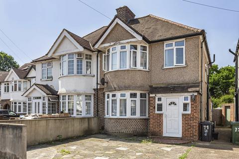 71 Nelson Gardens, Hounslow, TW3 3UJ