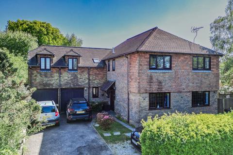 5 bedroom detached house for sale, Weald View, Staplecross