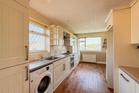 1 Castle View, Honley, Holmfirth, HD9 6EY