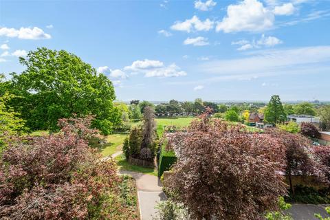 3 bedroom apartment for sale, Cottenham Park Road, Wimbledon, SW20