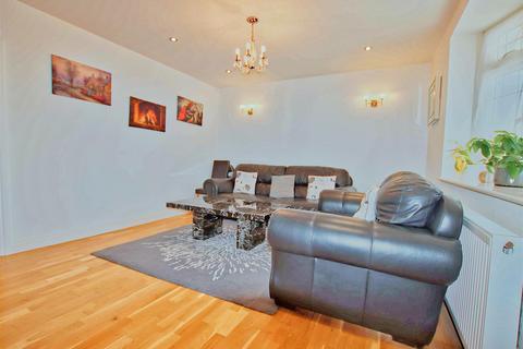 undefined, Balmoral Drive, Borehamwood