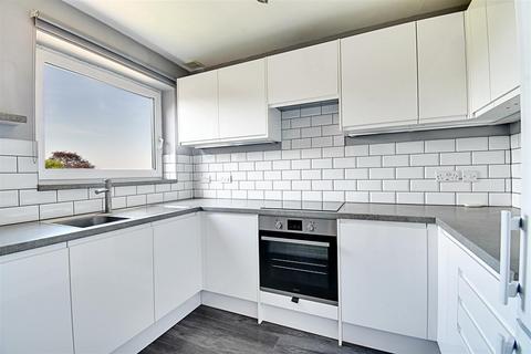 1 bedroom flat for sale, The Spinney, Hertford SG13
