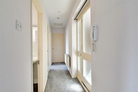 1 bedroom flat for sale, The Spinney, Hertford SG13