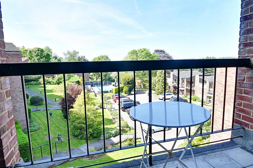 Balcony 2.jpg