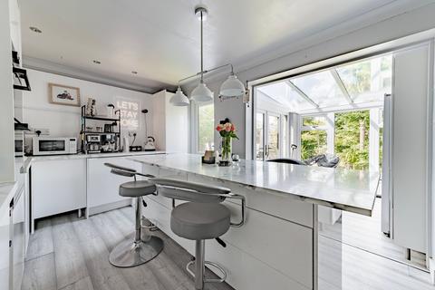 37 Ecton Walk, Norwich, NR6 7ES