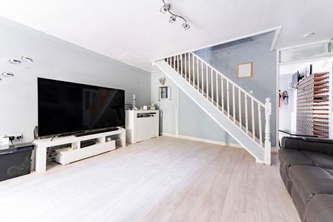 37 Ecton Walk, Norwich, NR6 7ES