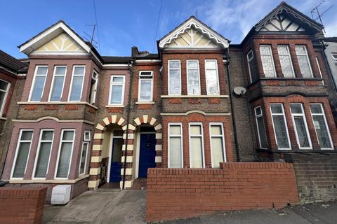 undefined, High Town Road, Luton LU2