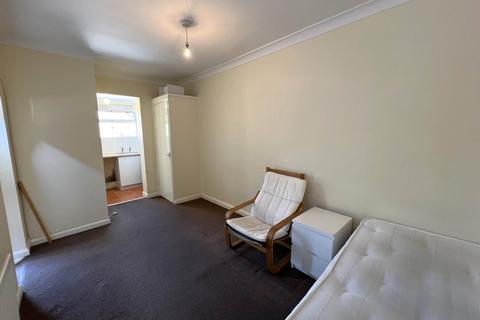 undefined, High Town Road, Luton LU2