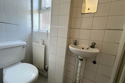 undefined, High Town Road, Luton LU2