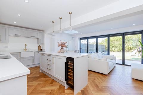 59 Limbrick Lane, Goring By Sea, Worthing, BN12 6AE