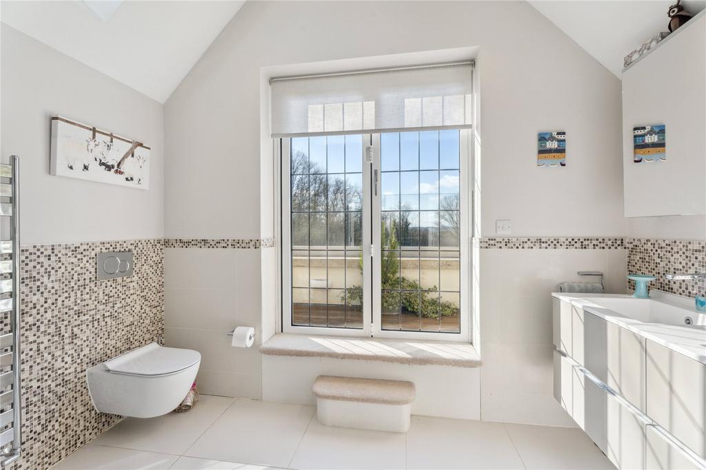 En Suite Shower Room