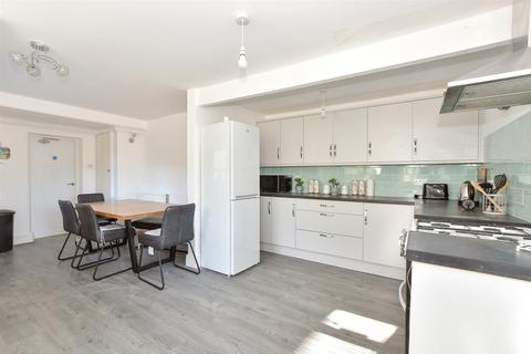 3 bedroom semi-detached house for sale, Avenue Road, Sandown PO36