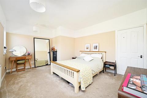 63 Annesley Road, Greenhill, Sheffield, S8 7SD