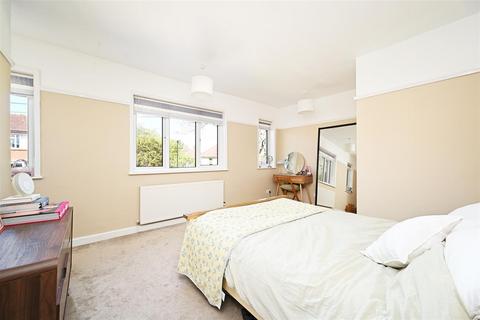 63 Annesley Road, Greenhill, Sheffield, S8 7SD