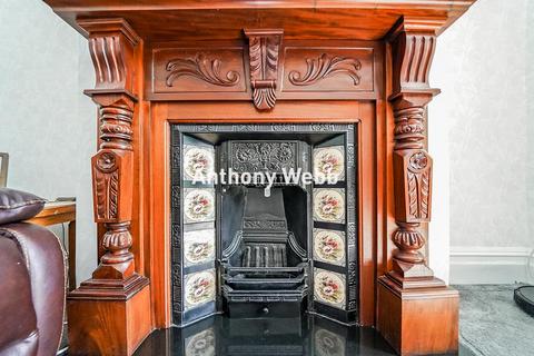 67 Devonshire Road, Palmers Green, London, N13 4QU