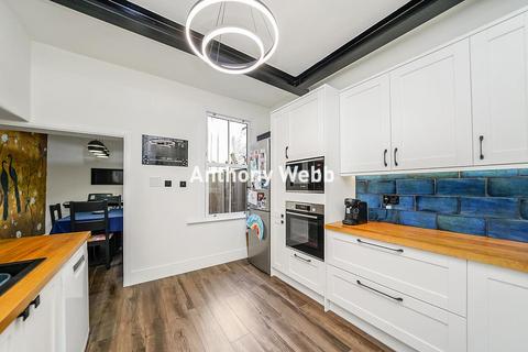 67 Devonshire Road, Palmers Green, London, N13 4QU
